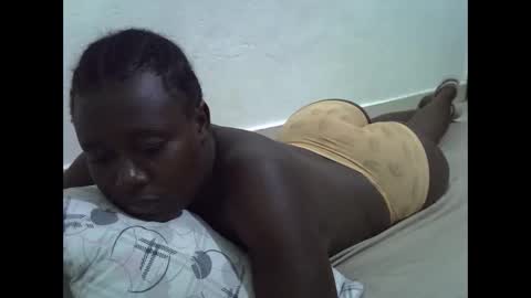 darling_ella online show from 04-16-26, 07:03