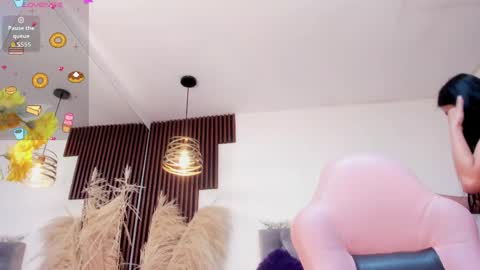 Snapshot of darling_spoiled chatting on 05-23-26, 10:08 darling online show from 05-23-26, 10:08