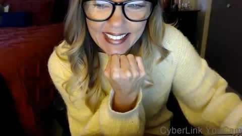 DarlingD online show from 10-16-25, 12:06