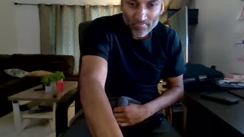 darryl43321 online show from 10-01-25, 08:15