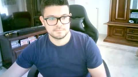 dartvader95 online show from 05-18-26, 12:22