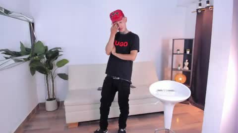 Snapshot of darwin_stark chatting on 05-30-26, 07:49 darwin_stark online show from 05-30-26, 07:49
