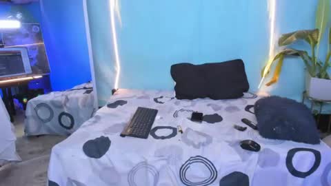 darwinandbrayan online show from 06-28-26, 10:49