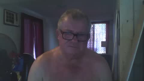 Snapshot of darwincock chatting on 01-04-25, 10:45 darwincock online show from 01-04-25, 10:45