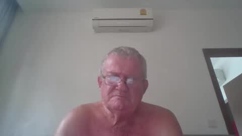 Snapshot of darwincock chatting on 03-25-26, 02:50 darwincock online show from 03-25-26, 02:50