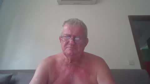 Snapshot of darwincock chatting on 03-26-26, 02:06 darwincock online show from 03-26-26, 02:06