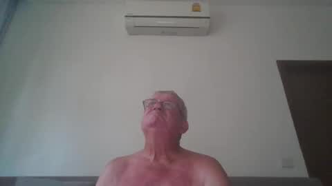 Snapshot of darwincock chatting on 03-29-26, 12:54 darwincock online show from 03-29-26, 12:54