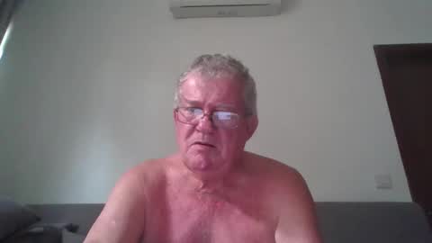 Snapshot of darwincock chatting on 05-03-26, 02:50 darwincock online show from 05-03-26, 02:50
