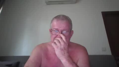 Snapshot of darwincock chatting on 05-13-26, 01:58 darwincock online show from 05-13-26, 01:58