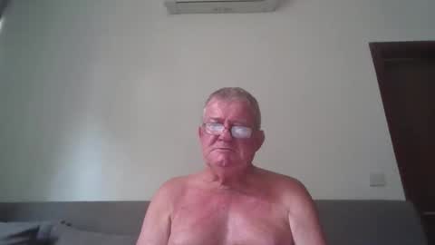 Snapshot of darwincock chatting on 05-17-26, 02:53 darwincock online show from 05-17-26, 02:53