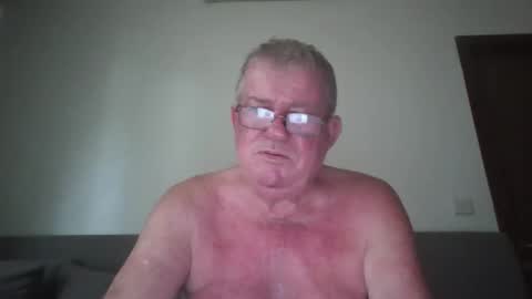 Snapshot of darwincock chatting on 05-20-26, 12:28 darwincock online show from 05-20-26, 12:28