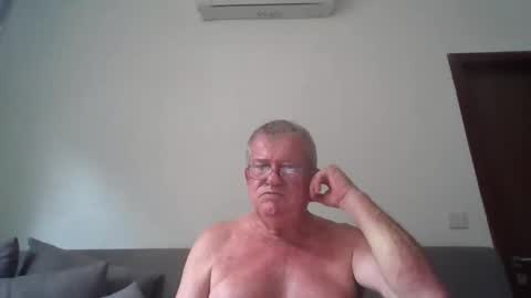 Snapshot of darwincock chatting on 06-10-26, 02:23 darwincock online show from 06-10-26, 02:23