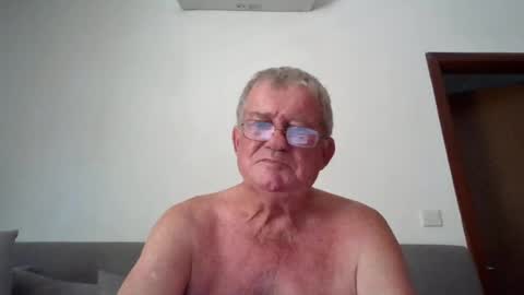 Snapshot of darwincock chatting on 06-26-26, 05:12 darwincock online show from 06-26-26, 05:12