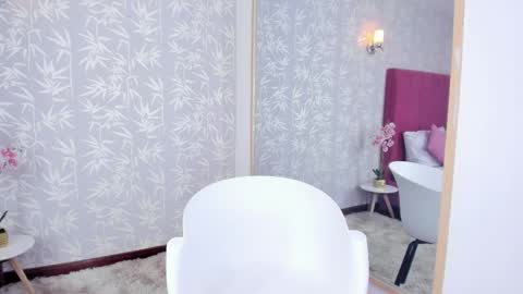 Snapshot of dashanovikov chatting on 02-23-25, 12:16 Dasha online show from 02-23-25, 12:16