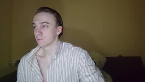 datalian online show from 11-23-25, 07:41