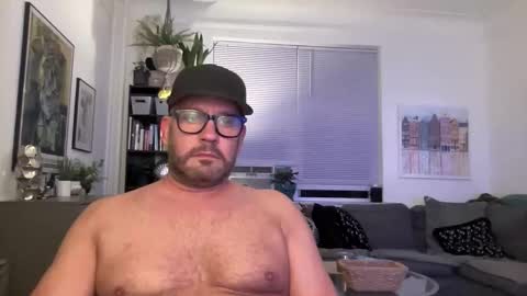 Datguy127 online show from 03-27-26, 01:11