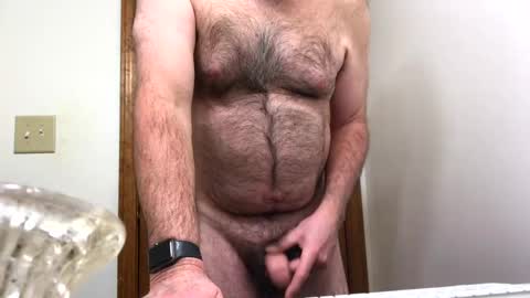 Snapshot of dave1964m chatting on 02-15-25, 03:39 dave1964m online show from 02-15-25, 03:39