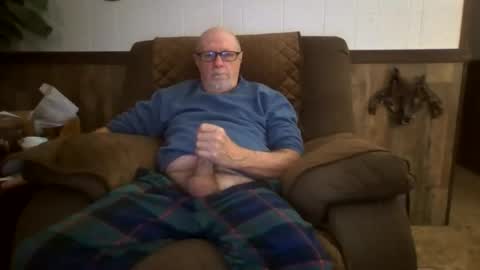 dave571960 online show from 10-25-25, 10:45