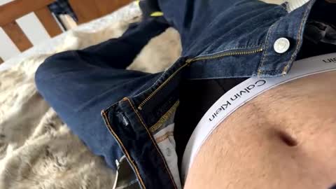 Snapshot of dave7880 chatting on 02-07-26, 12:42 DAVE online show from 02-07-26, 12:42