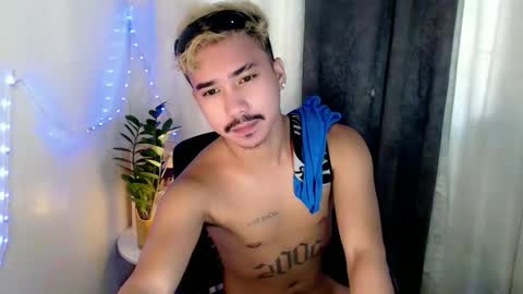 Snapshot of dave_cummers chatting on 05-14-26, 02:51 DAVE online show from 05-14-26, 02:51