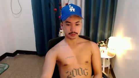 Snapshot of dave_cummers chatting on 05-17-26, 02:09 DAVE online show from 05-17-26, 02:09