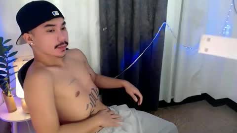 Snapshot of dave_cummers chatting on 05-18-26, 03:13 DAVE online show from 05-18-26, 03:13