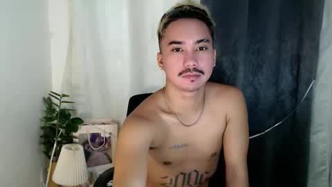 Snapshot of dave_cummers chatting on 05-29-26, 02:09 DAVE online show from 05-29-26, 02:09
