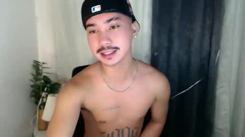 Snapshot of dave_cummers chatting on 05-31-26, 01:14 DAVE online show from 05-31-26, 01:14