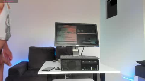 Snapshot of dave_hs chatting on 02-22-25, 09:15 dave_hs online show from 02-22-25, 09:15