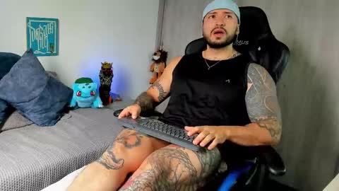 DAVE MAX online show from 11-16-25, 02:44