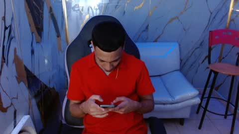 Snapshot of dave_skinnycum420 chatting on 04-05-26, 01:08 dave online show from 04-05-26, 01:08