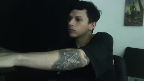 Snapshot of davebroww chatting on 02-13-25, 01:29 Dave Brown online show from 02-13-25, 01:29