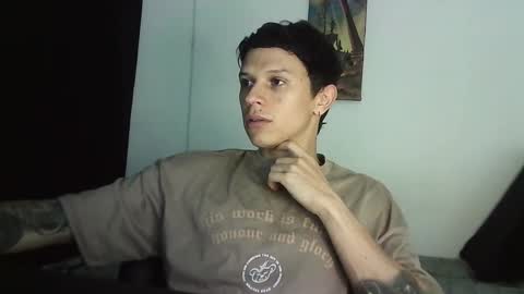 Snapshot of davebroww chatting on 02-23-25, 02:14 Dave Brown online show from 02-23-25, 02:14