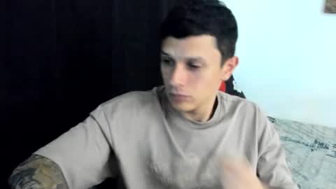 Snapshot of davebroww chatting on 03-10-25, 11:27 Dave Brown online show from 03-10-25, 11:27