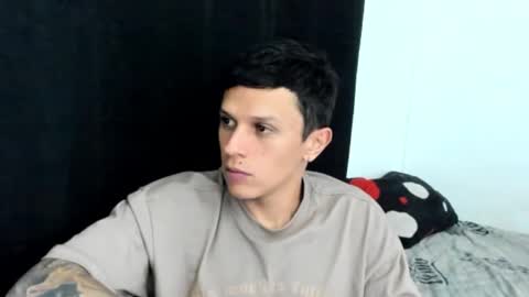 Snapshot of davebroww chatting on 03-12-25, 09:56 Dave Brown online show from 03-12-25, 09:56