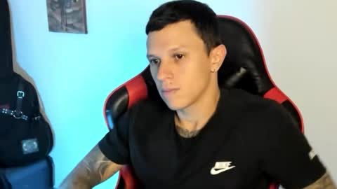 Snapshot of davebroww chatting on 02-20-26, 02:08 Dave Brown online show from 02-20-26, 02:08