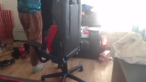 dave online show from 03-09-25, 04:44