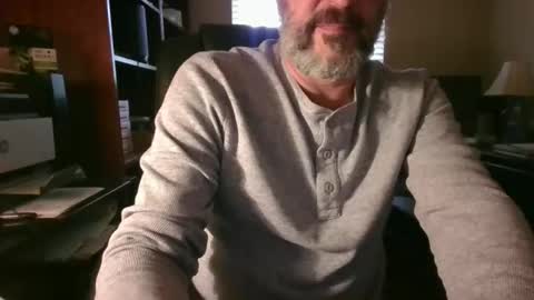 Snapshot of davethebooky chatting on 04-27-26, 09:57 Dave online show from 04-27-26, 09:57