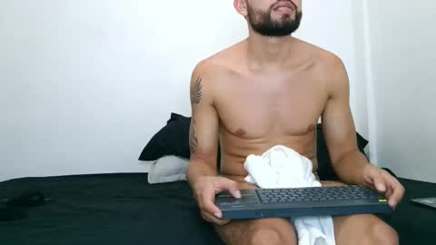 Dave y Salvatore online show from 04-18-26, 04:44