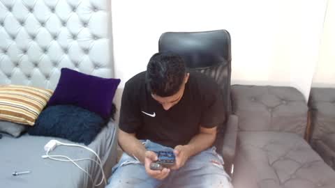 Snapshot of david_bandercock chatting on 12-29-24, 06:03 david_bandercock online show from 12-29-24, 06:03