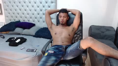 Snapshot of david_bandercock chatting on 01-04-25, 10:38 david_bandercock online show from 01-04-25, 10:38