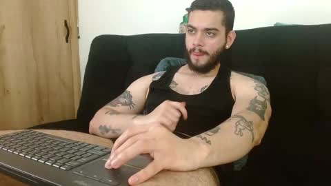 Twitter davidsanctum online show from 10-06-25, 10:18