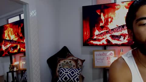 Hey im David that loves to explore and speak their fantasies. Very open talktative and nice. Feel free to chat with me online show from 01-12-25, 10:54