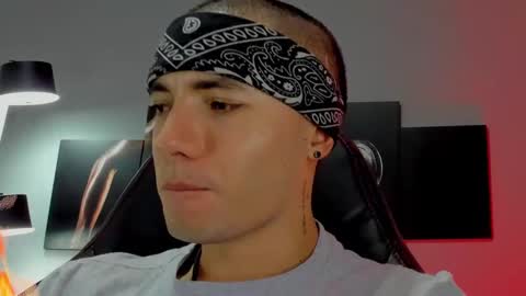 David Jons online show from 02-13-25, 04:22