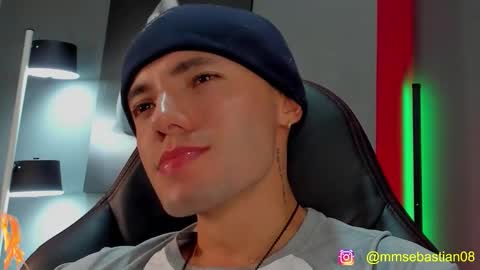 David Jons online show from 02-05-26, 01:10