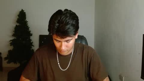 Snapshot of davidbless chatting on 05-19-26, 01:56 David Bless online show from 05-19-26, 01:56