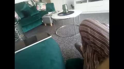 Snapshot of davidf75 chatting on 10-08-25, 08:34 davidf75 online show from 10-08-25, 08:34