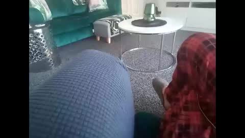 Snapshot of davidf75 chatting on 10-12-25, 08:57 davidf75 online show from 10-12-25, 08:57