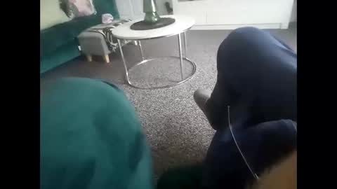 Snapshot of davidf75 chatting on 10-30-25, 09:22 davidf75 online show from 10-30-25, 09:22