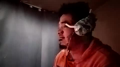 Snapshot of davidjose1995 chatting on 12-15-24, 08:15 Juice cock online show from 12-15-24, 08:15